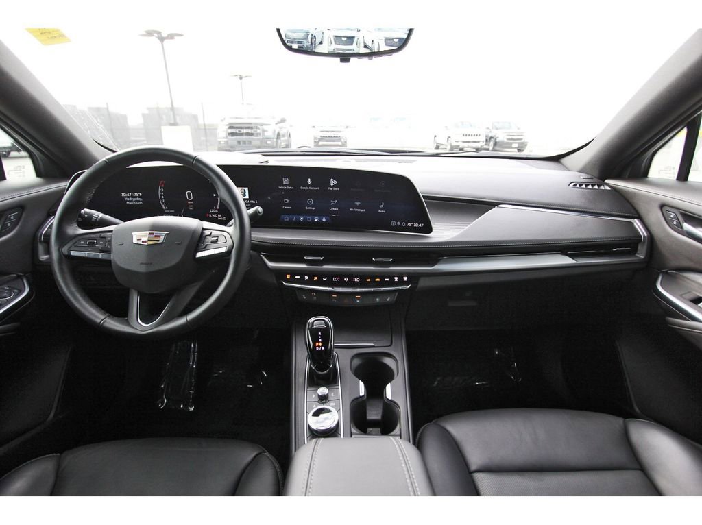 Used 2024 Cadillac XT4 Premium Luxury w/ Active Safety Package image 9