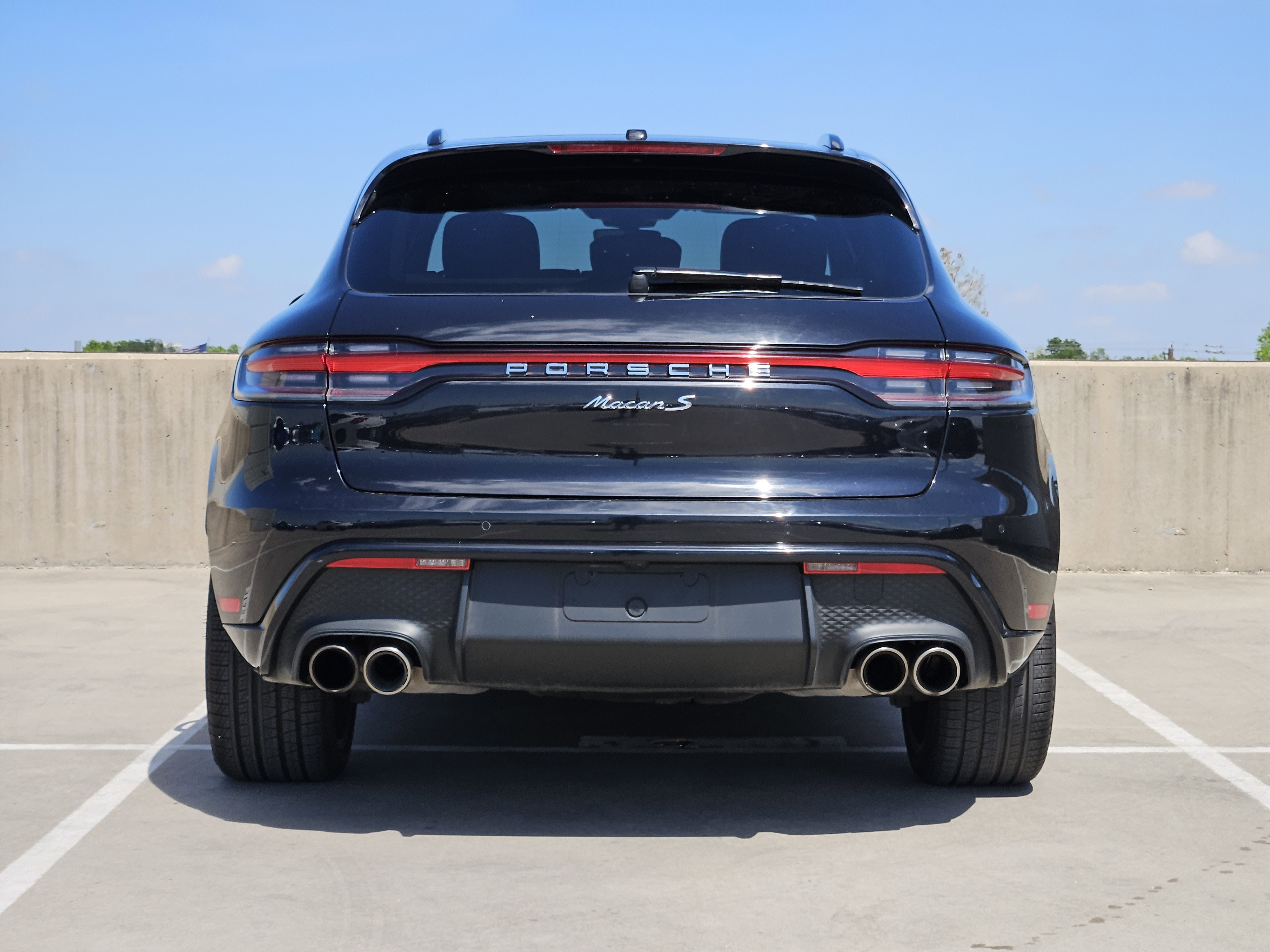 Certified 2023 Porsche Macan S image 7