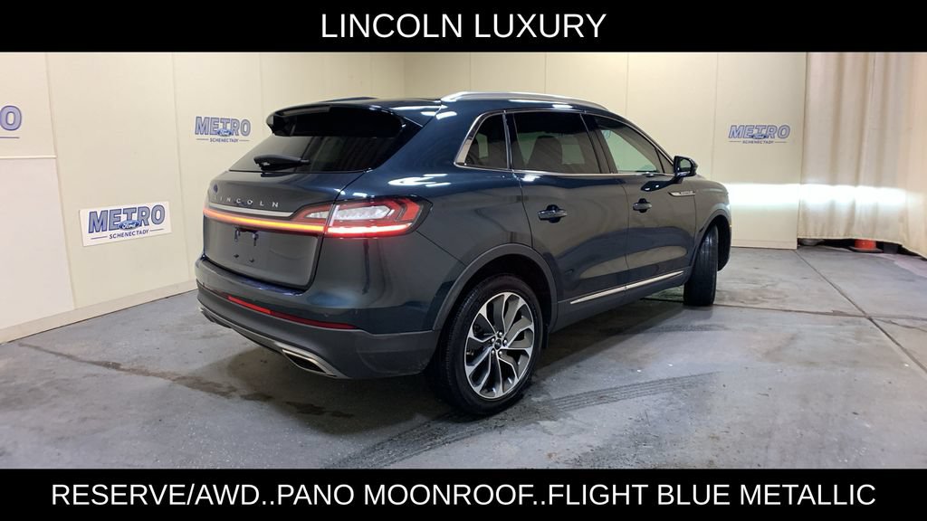 Used 2023 Lincoln Nautilus Reserve AWD/4WD image 3