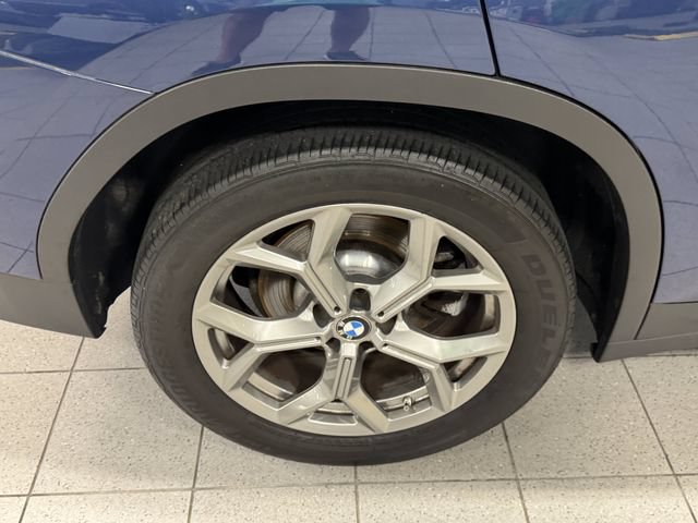 Used 2023 BMW X3 xDrive30i w/ Premium Package AWD/4WD image 12