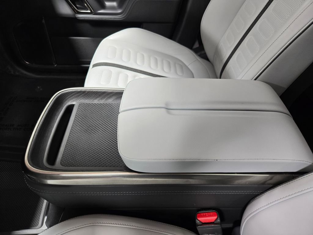 Used 2023 Rivian R1S Launch Edition image 26