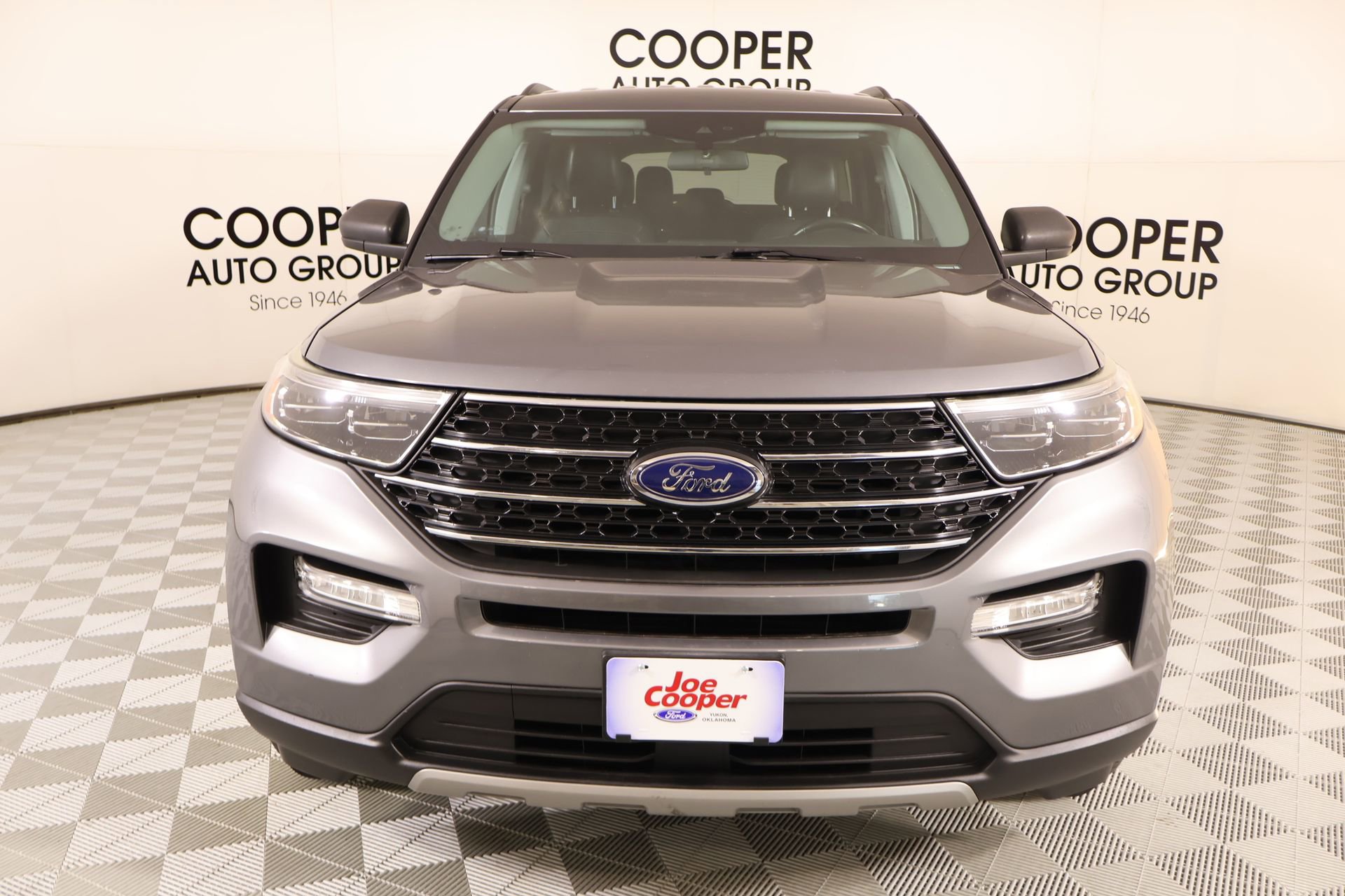 Used 2022 Ford Explorer XLT w/ Equipment Group 202A RWD image 10