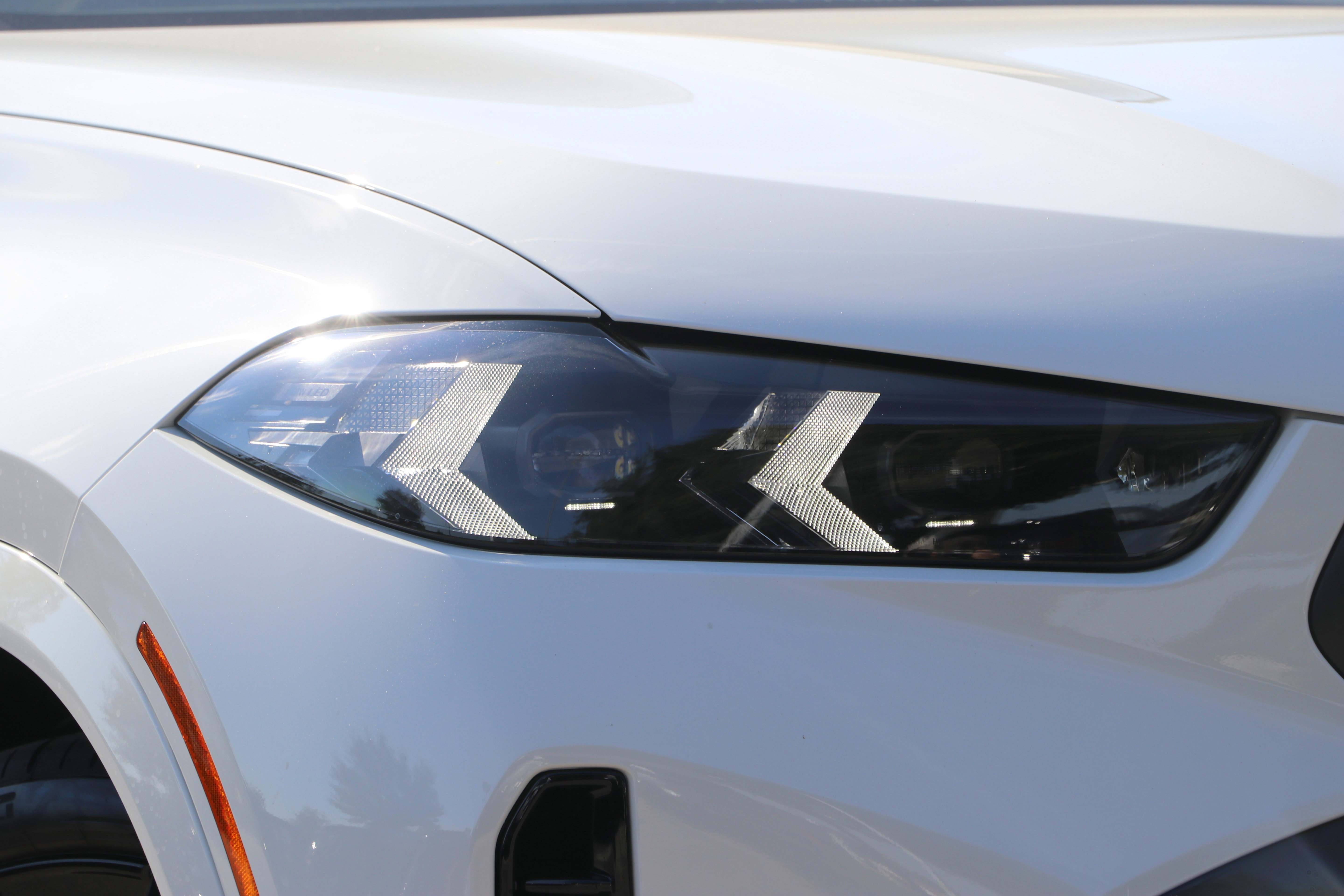 New 2026 BMW X6 M60i image 5