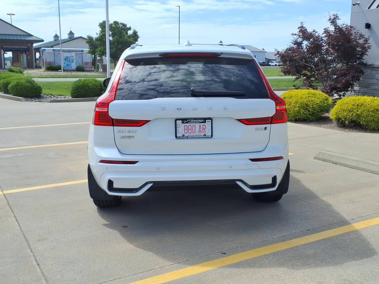 Used 2023 Volvo XC60 B6 Ultimate w/ Climate Package AWD/4WD image 4