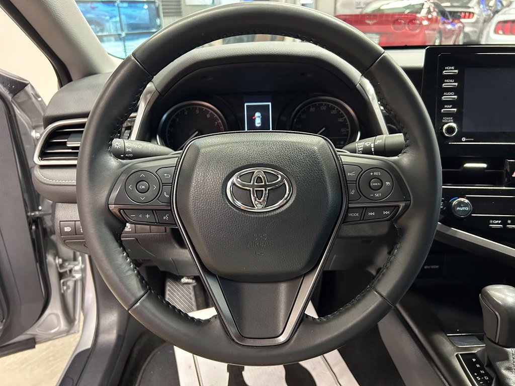 Used 2024 Toyota Camry SE FWD image 10