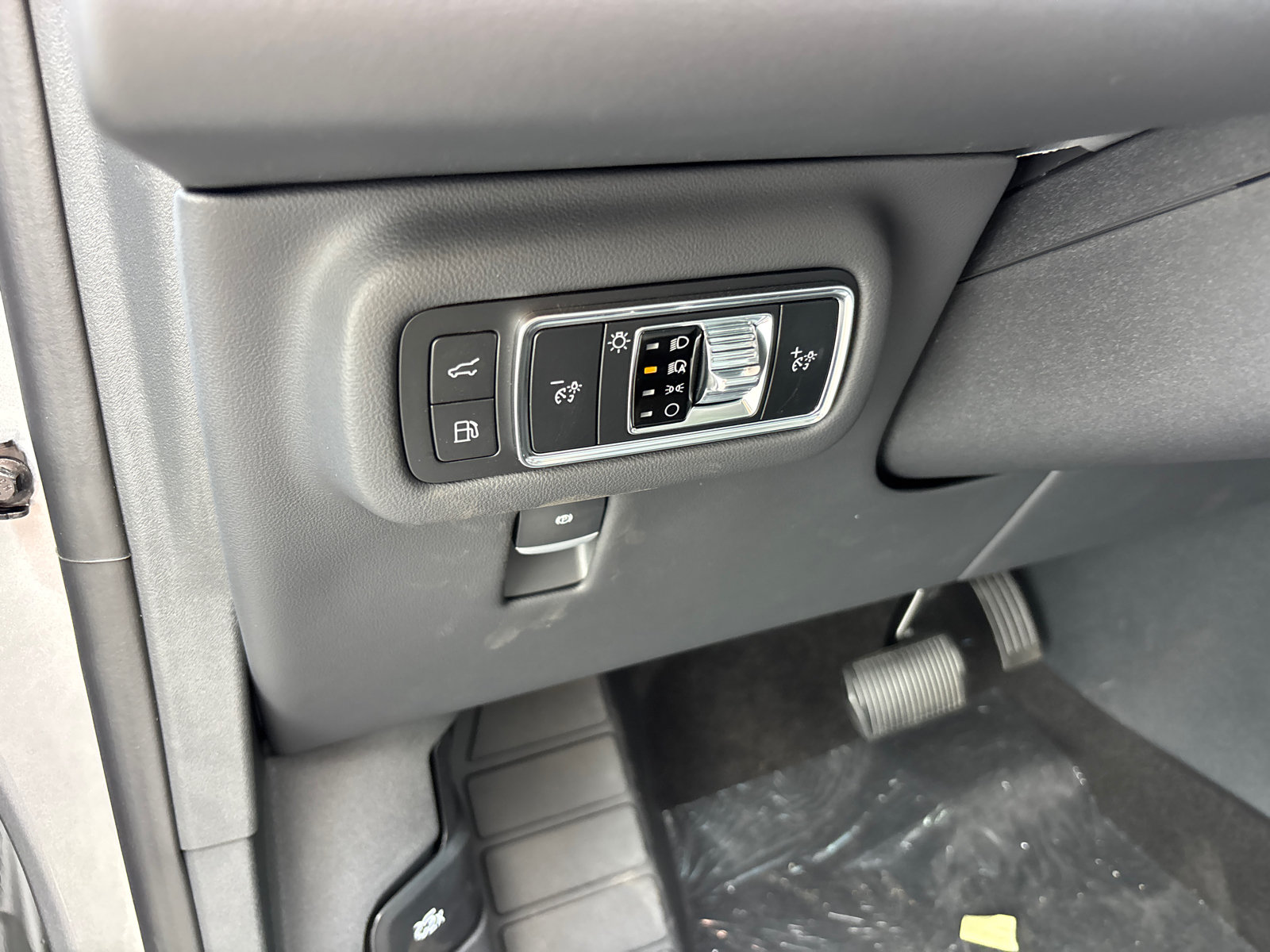 New 2026 Lincoln Nautilus Reserve AWD/4WD image 14