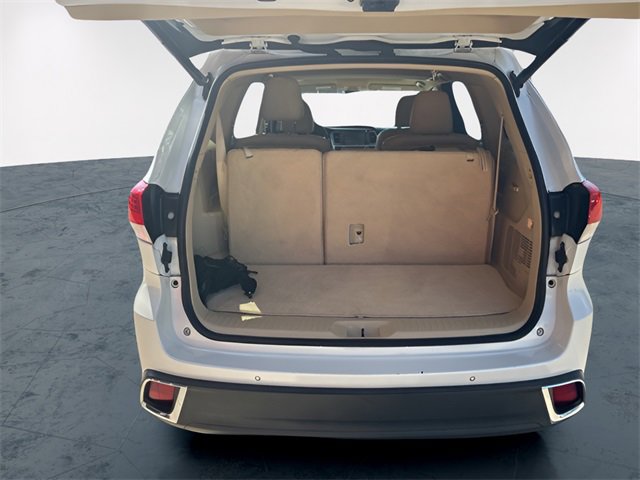 Used 2017 Toyota Highlander Limited image 8