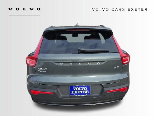 New 2026 Volvo XC40 B5 Core w/ Climate Package AWD/4WD image 6