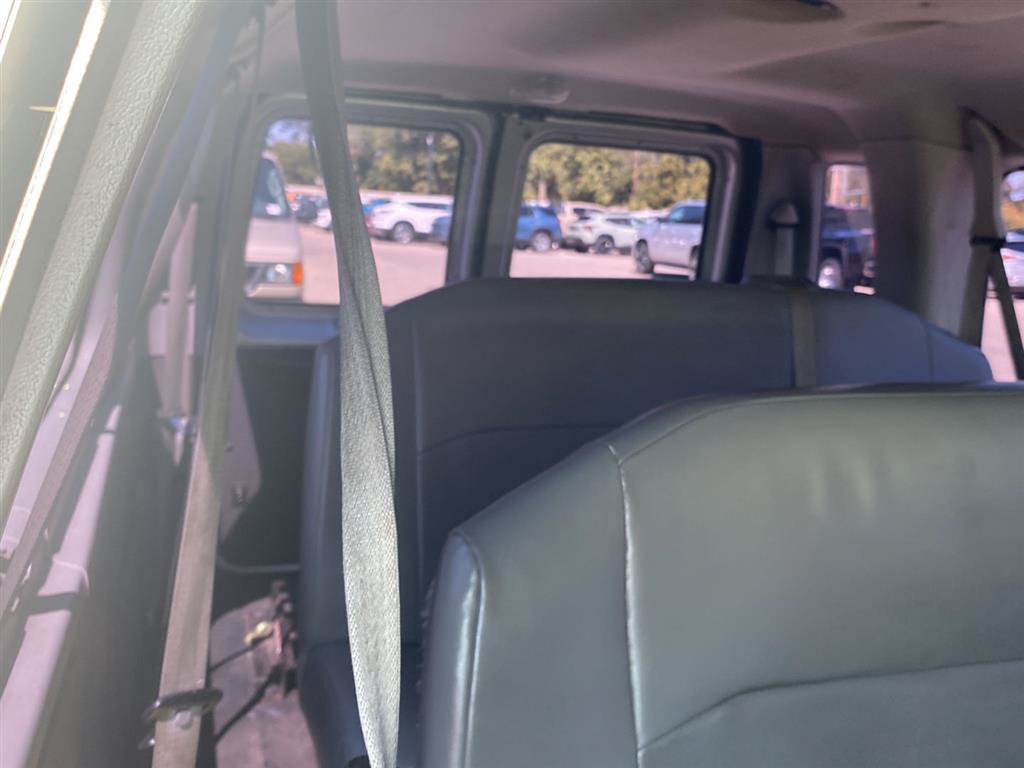 Used 2013 Ford E-350 and Econoline 350 XL w/ PWR Windows & Locks Group RWD image 16