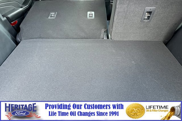 New 2025 Ford Escape SE image 12