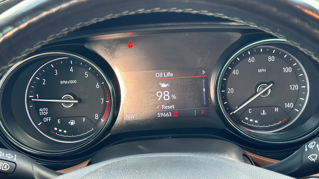 Used 2020 Buick Encore GX Essence FWD image 28