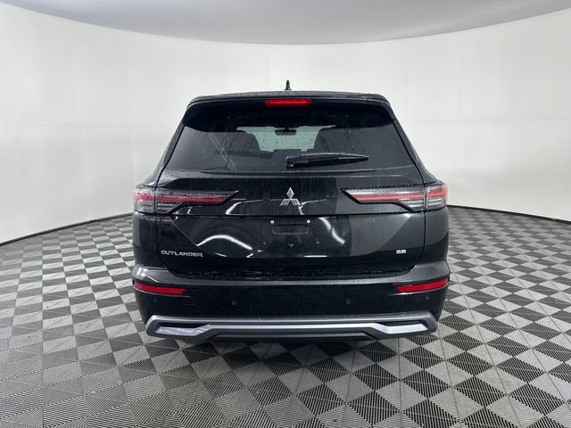 New 2026 Mitsubishi Outlander SE FWD image 6