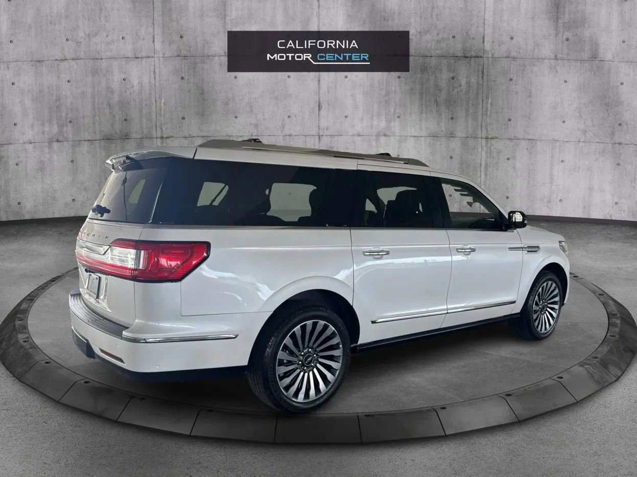 Used 2019 Lincoln Navigator L Reserve w/ Cargo Package AWD/4WD image 5