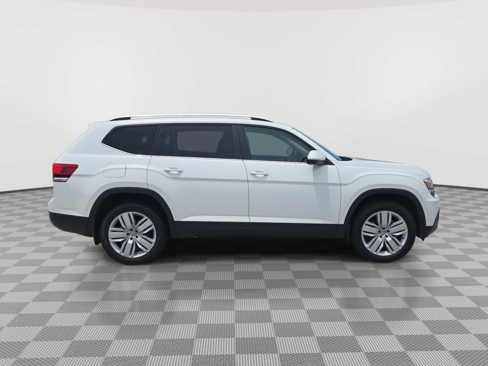 Used 2019 Volkswagen Atlas SE w/ Panoramic Sunroof Package AWD/4WD image 10