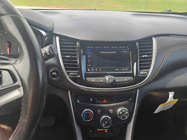 Used 2022 Chevrolet Trax LT w/ Driver Confidence Package AWD/4WD image 17