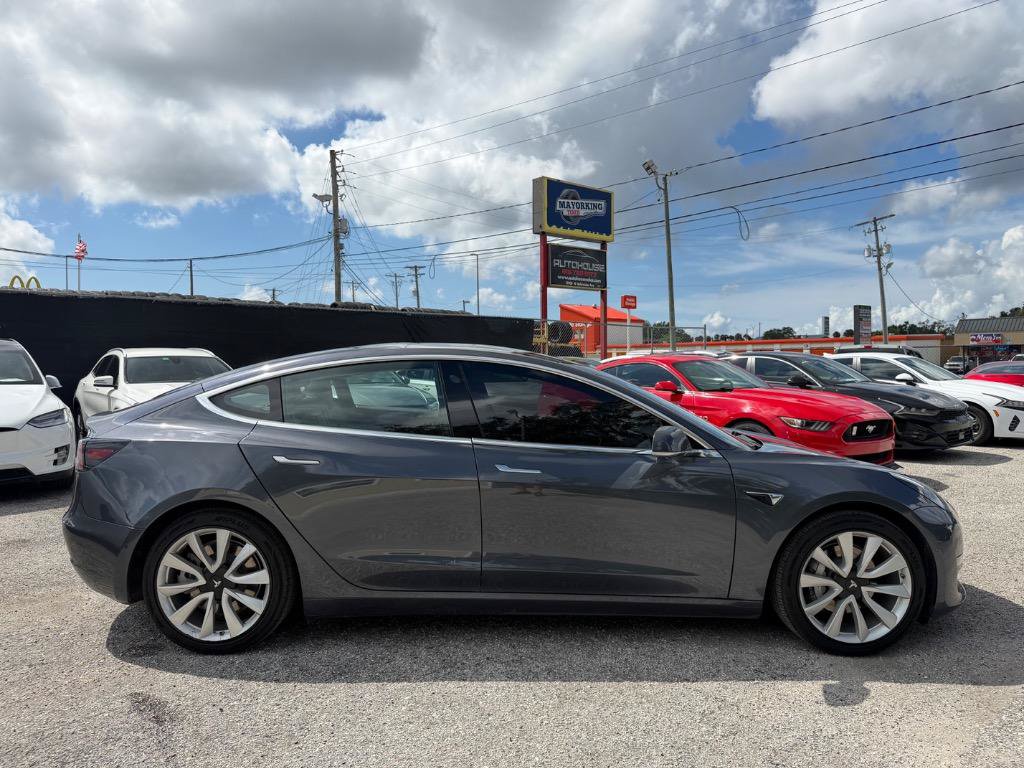 Used 2018 Tesla Model 3 Long Range AWD/4WD image 4