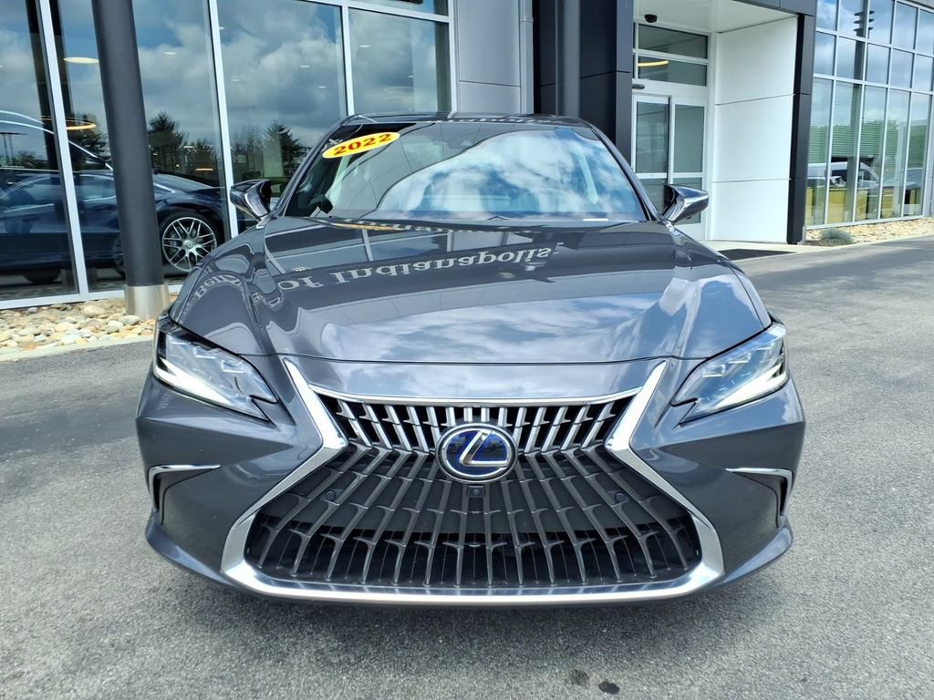 Used 2022 Lexus ES 300h w/ Accessory Package FWD image 9