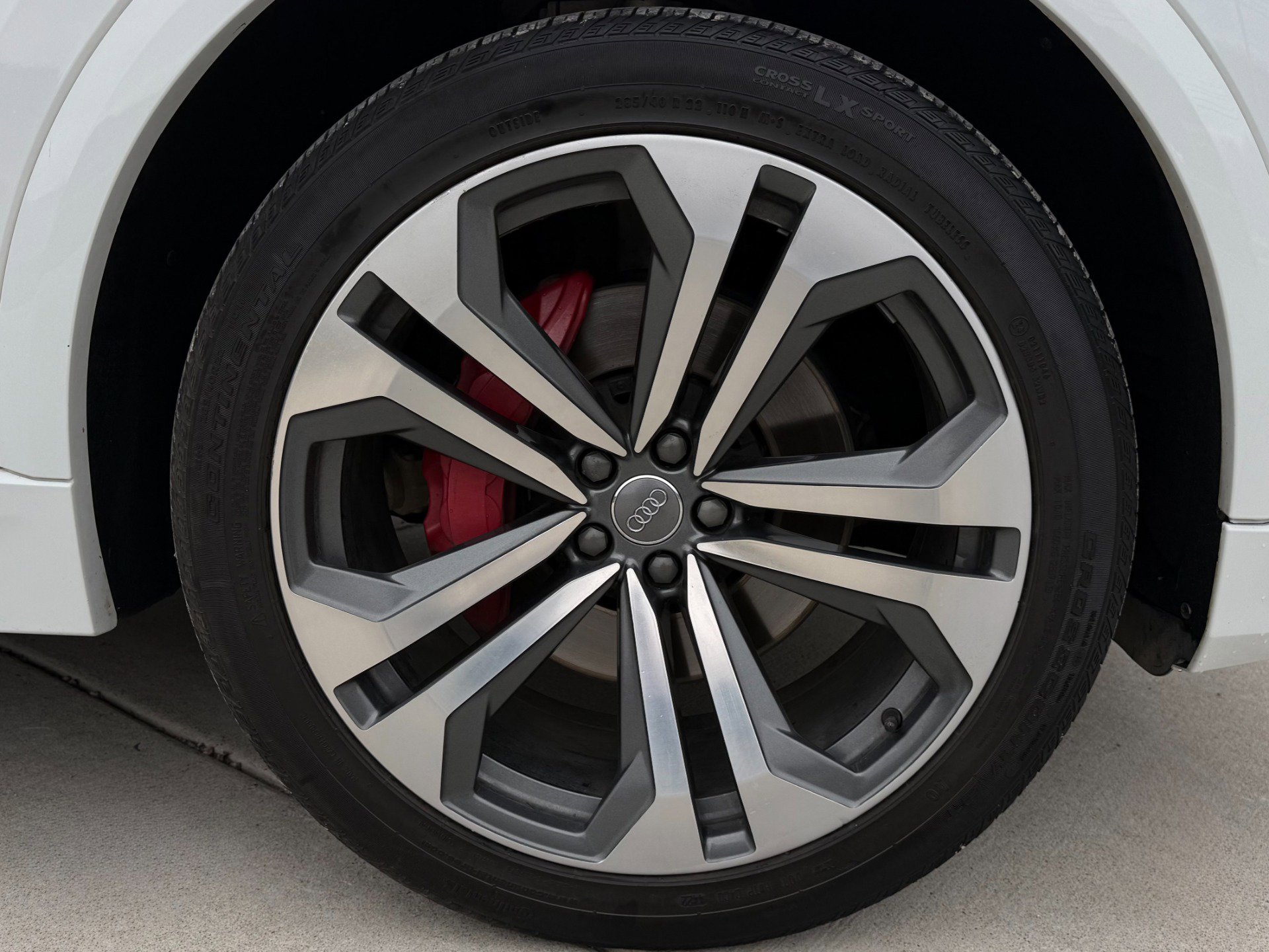 Used 2019 Audi Q8 Premium Plus w/ Premium Plus image 38