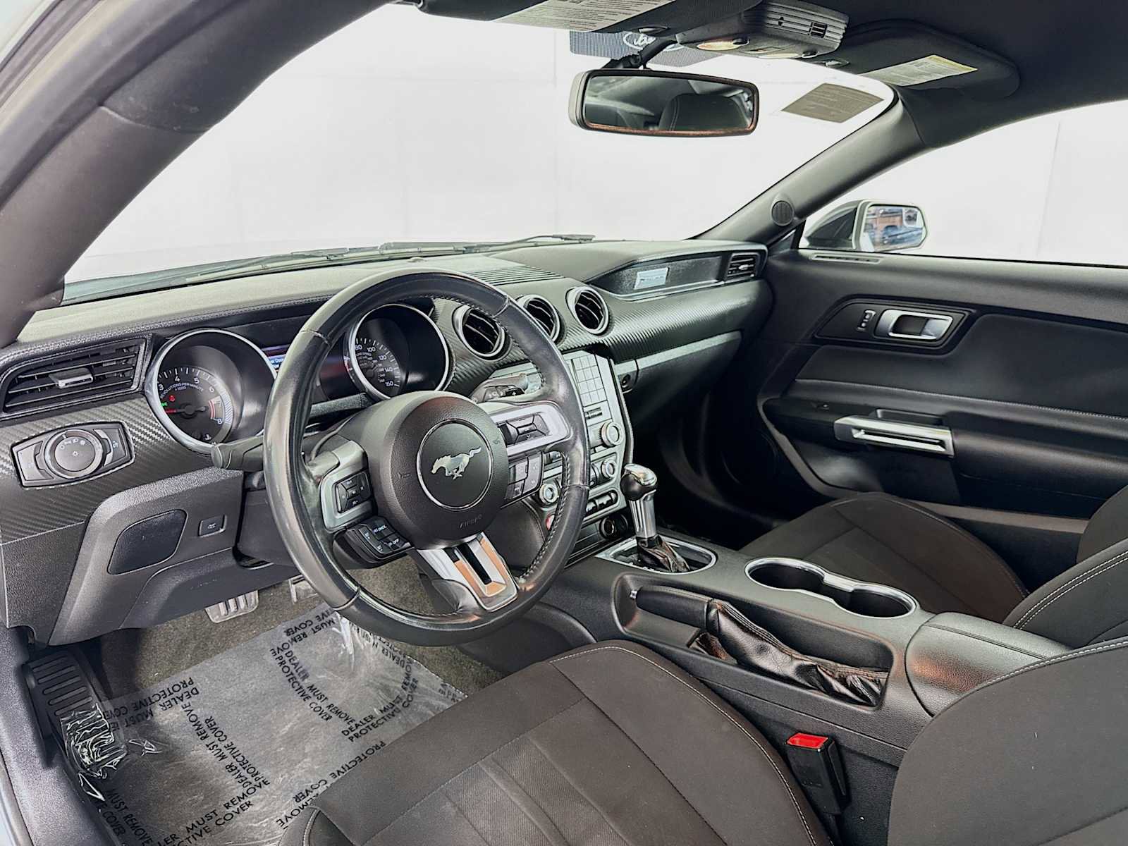 Used 2018 Ford Mustang Coupe image 9