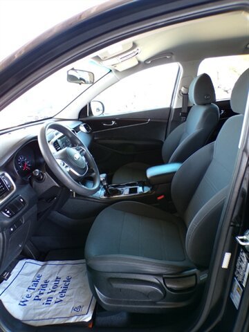 Used 2019 Kia Sorento L FWD image 15