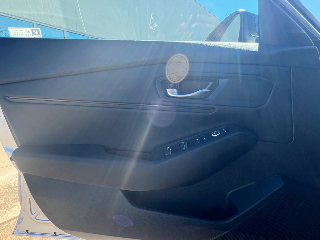 New 2025 Honda Accord SE image 19