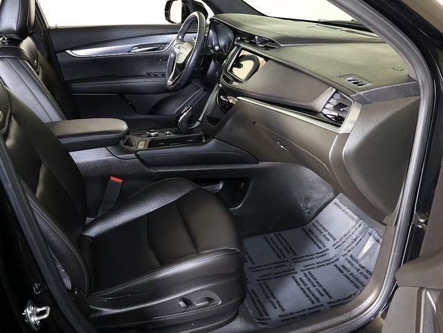 Used 2024 Cadillac XT6 Luxury AWD/4WD image 35