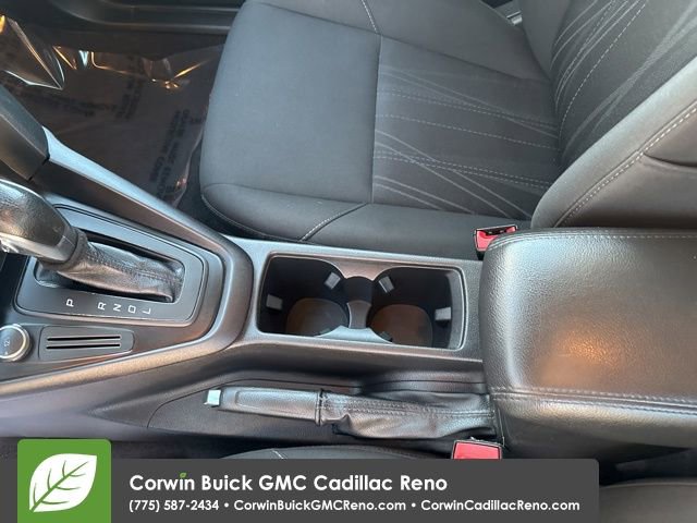 Used 2017 Ford Focus SE image 18