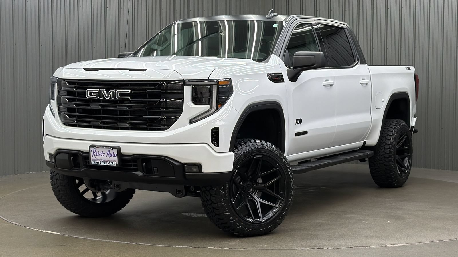 Used 2026 GMC Sierra 1500 Elevation AWD/4WD image 1