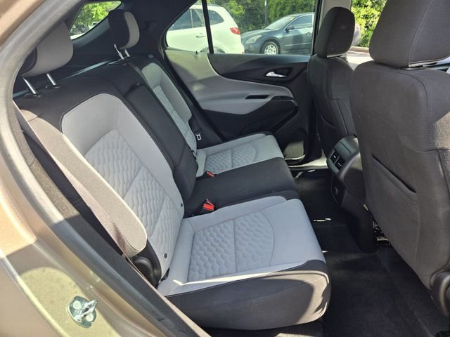 Used 2018 Chevrolet Equinox LS image 16