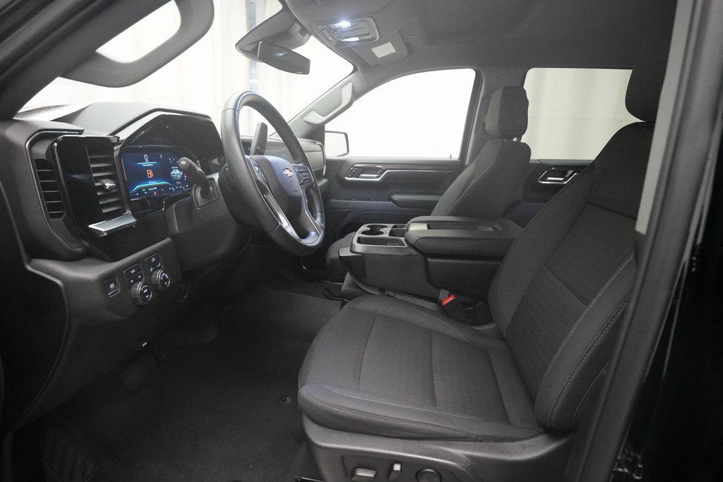 Used 2023 Chevrolet Silverado 1500 LT image 7