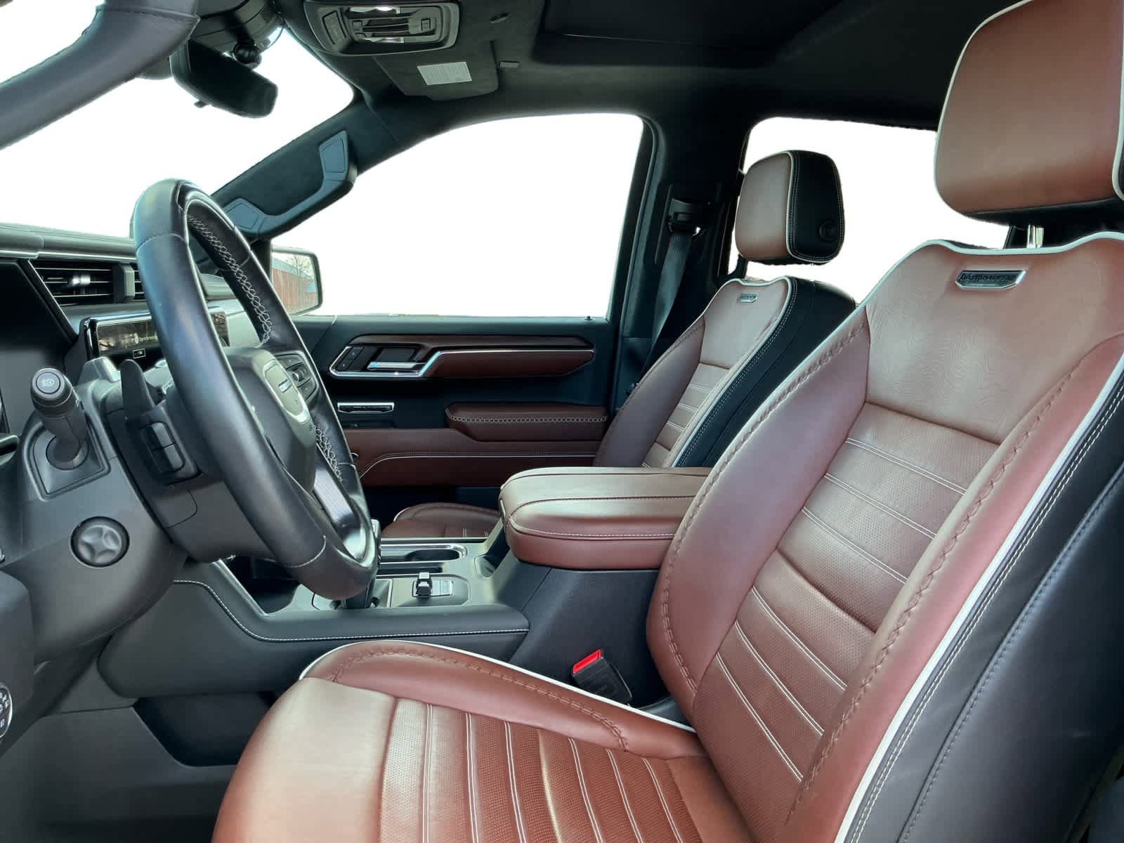 Used 2023 GMC Sierra 1500 Denali Ultimate image 9