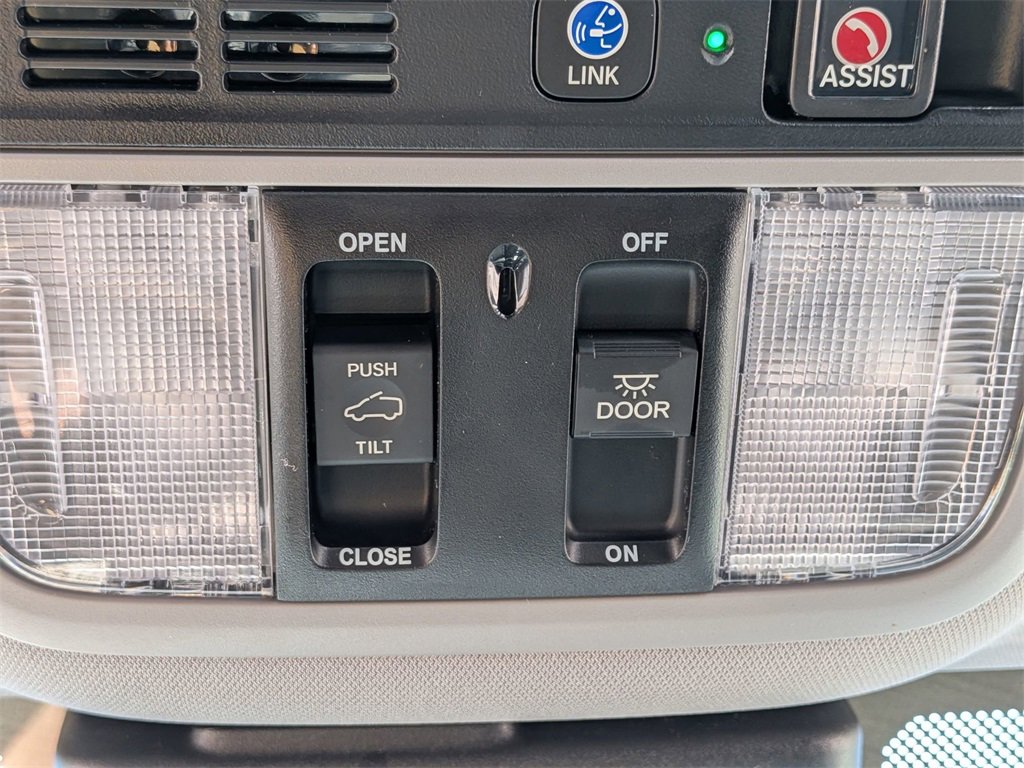 Used 2024 Honda Odyssey Touring image 22