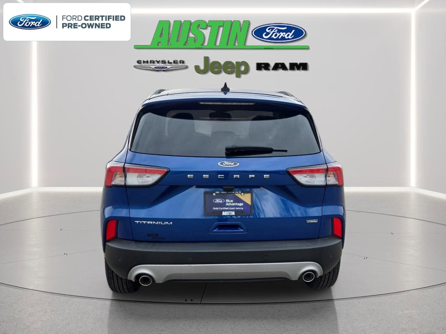 Certified 2022 Ford Escape Titanium w/ Titanium Premium Package FWD image 12