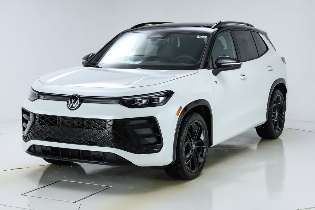 New 2026 Volkswagen Tiguan SE R-Line image 40