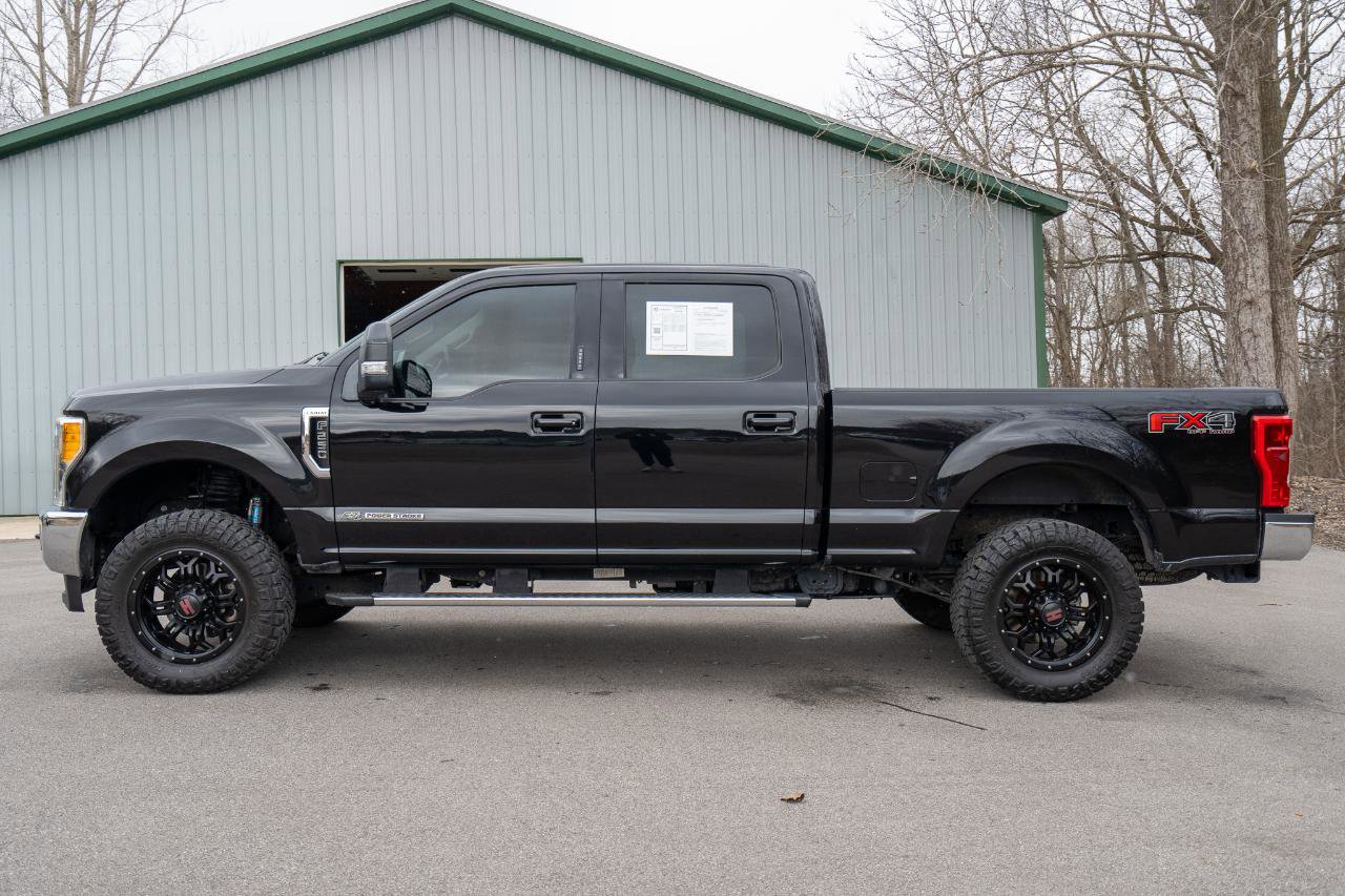Used 2017 Ford F250 Lariat w/ Lariat Value Package image 6