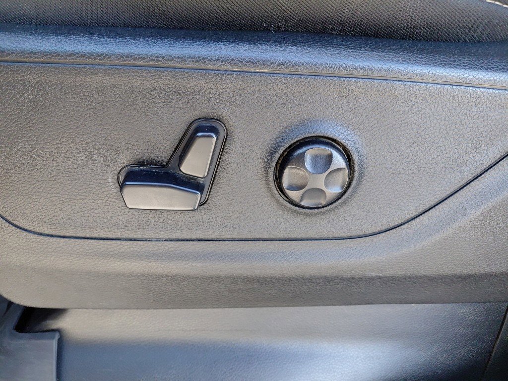 Used 2020 RAM 1500 Big Horn image 18