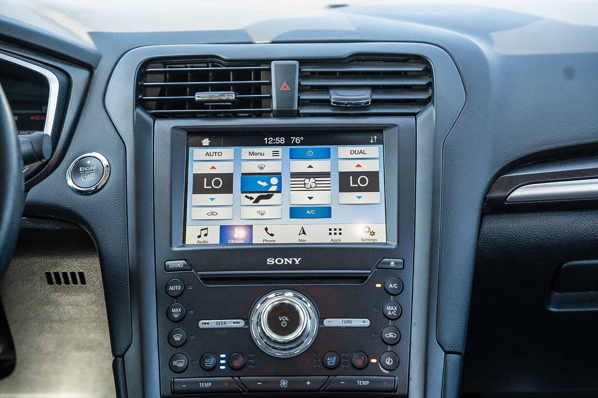 Used 2019 Ford Fusion Titanium image 15