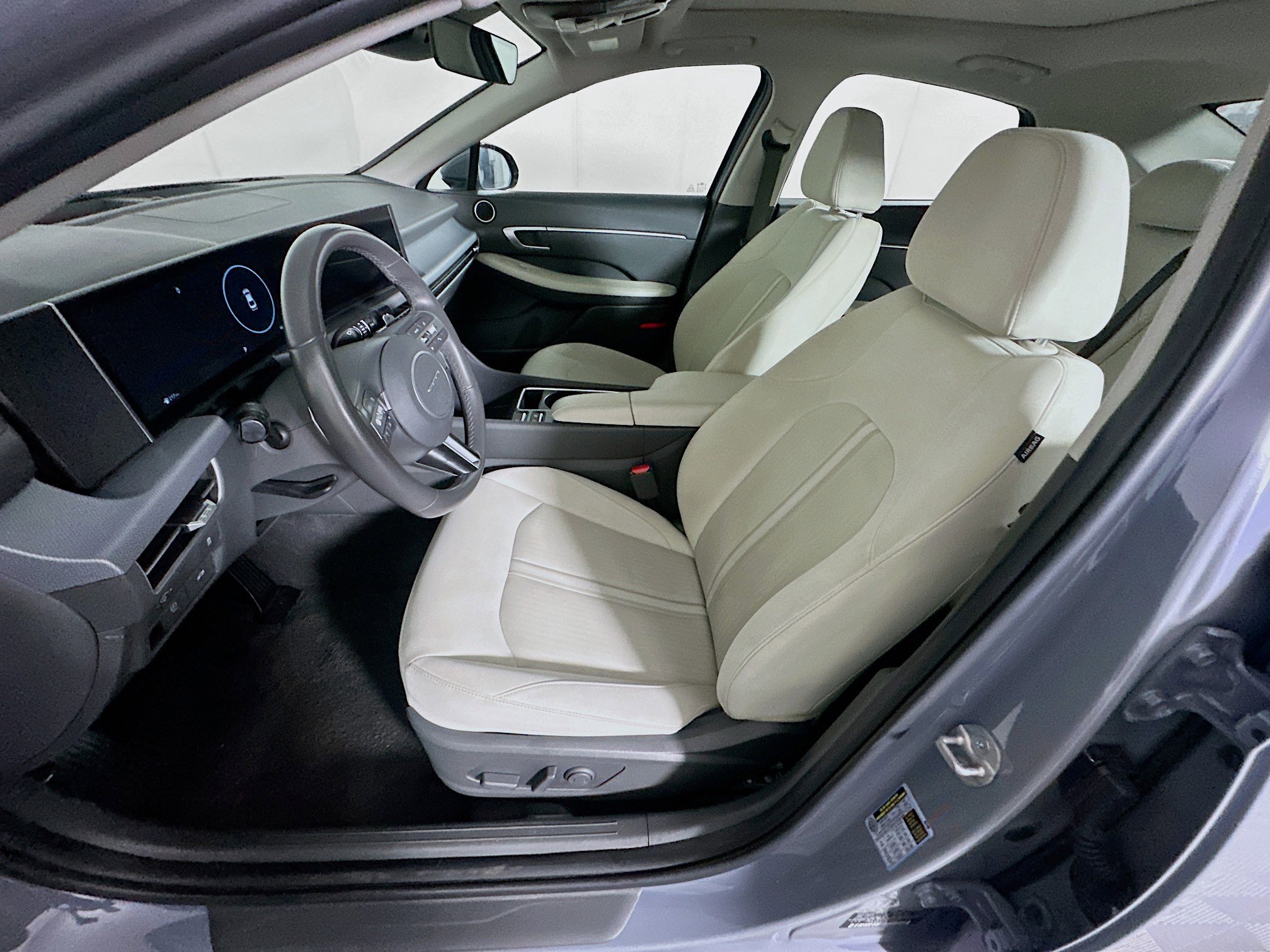 Used 2024 Hyundai Sonata SEL w/ Convenience Package image 13