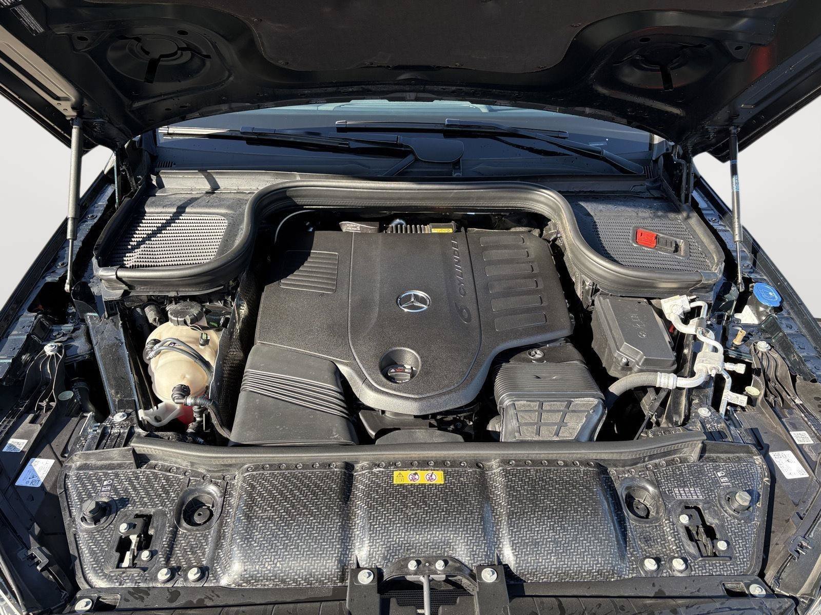 Used 2024 Mercedes-Benz GLE 450 4MATIC image 25
