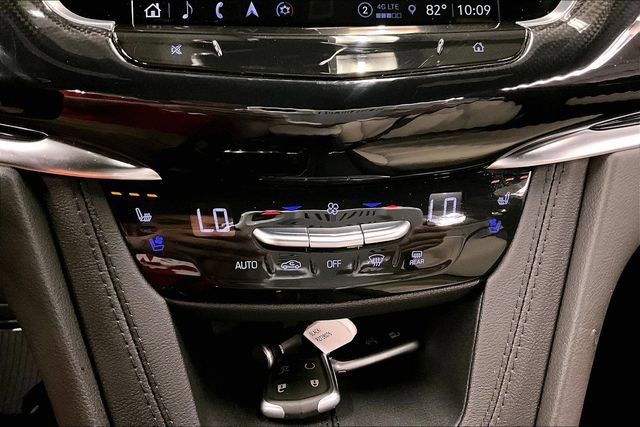 Used 2024 Cadillac XT6 Sport w/ Technology Package AWD/4WD image 31