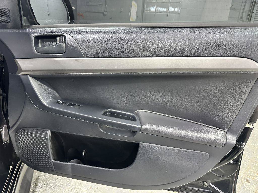 Used 2014 Mitsubishi Lancer ES FWD image 27