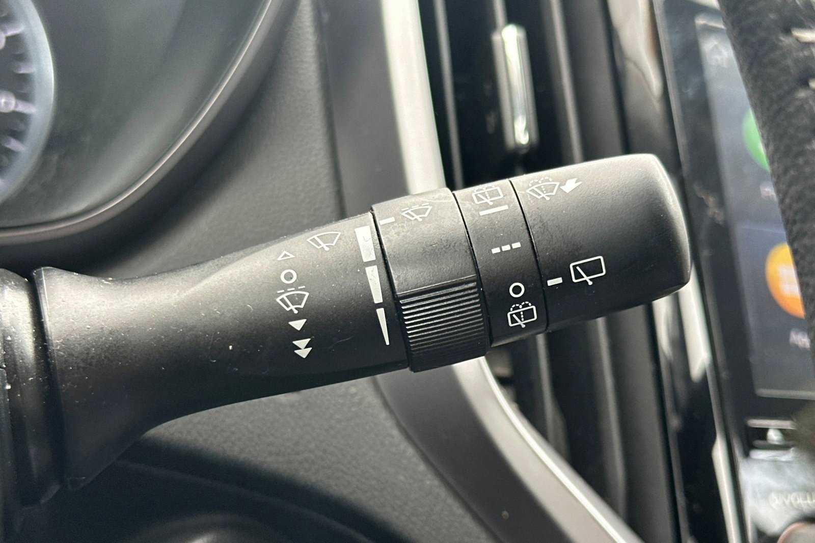 Used 2019 Subaru Ascent Limited w/ Popular Package #2 image 34