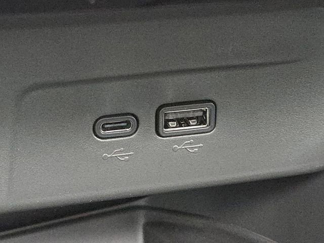 New 2026 Chevrolet Trax RS w/ Sunroof Package FWD image 15