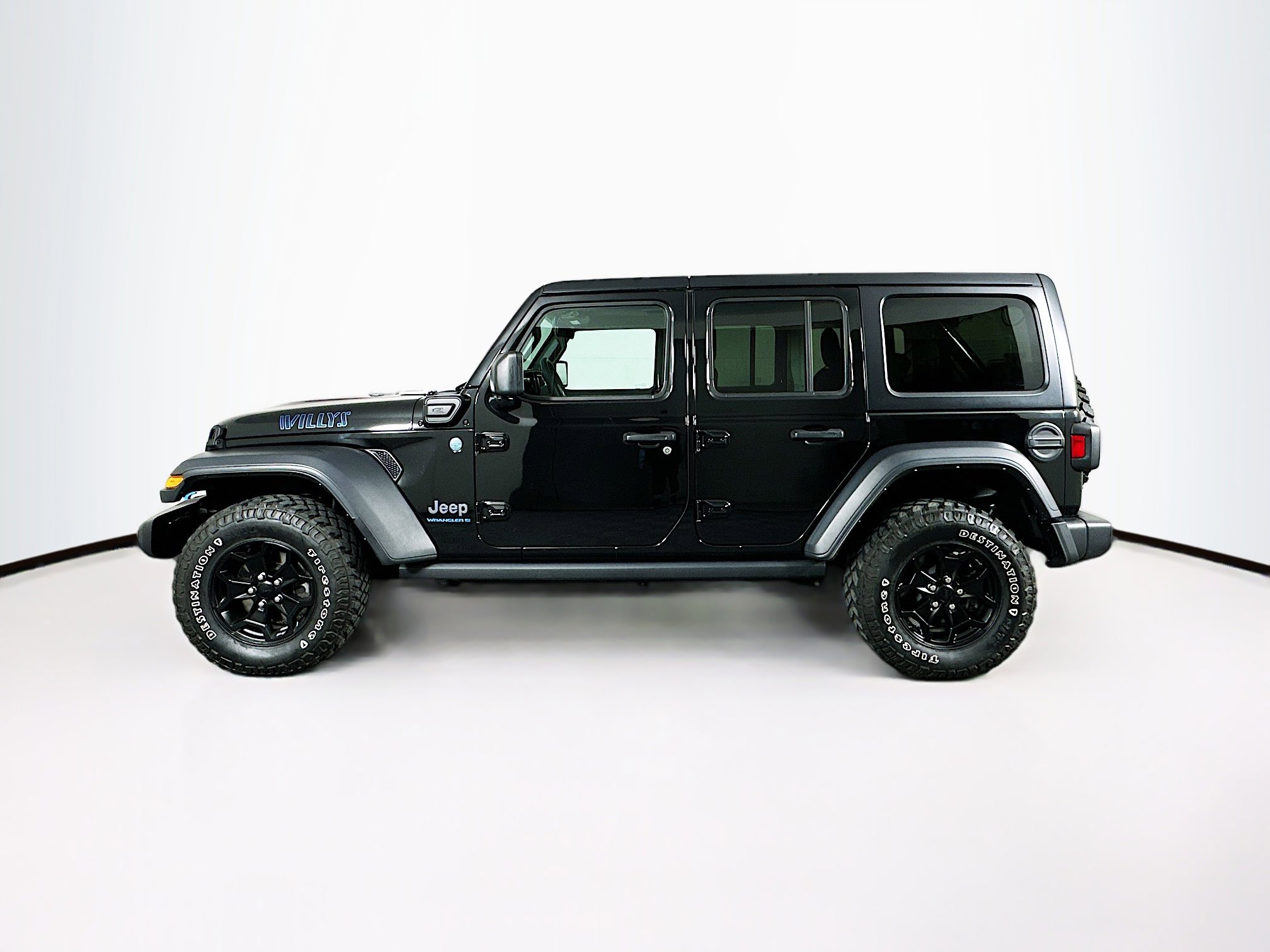 Used 2023 Jeep Wrangler Unlimited w/ Cold Weather Group AWD/4WD image 4