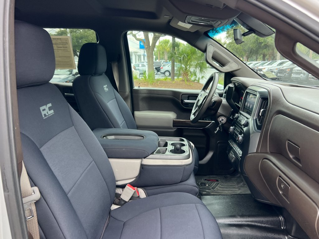 Used 2019 Chevrolet Silverado 1500 LT AWD/4WD image 18