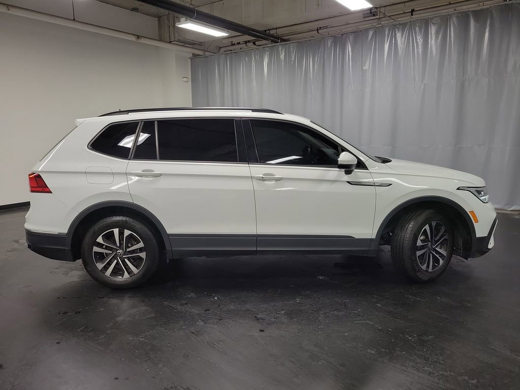 Used 2023 Volkswagen Tiguan S image 9