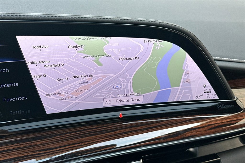 Used 2022 Cadillac Escalade Premium Luxury image 23