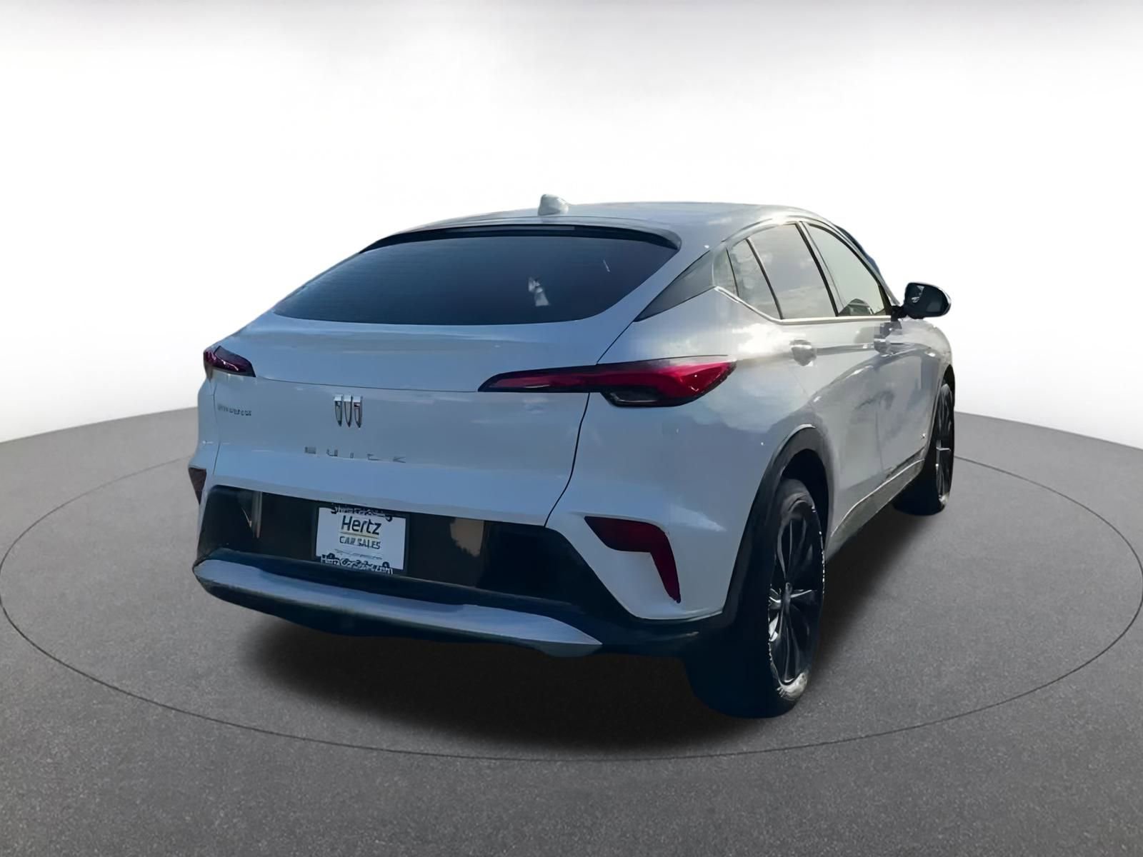 Used 2025 Buick Envista Sport Touring image 12