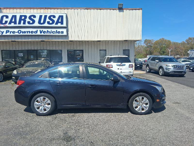 Used 2016 Chevrolet Cruze LS image 10