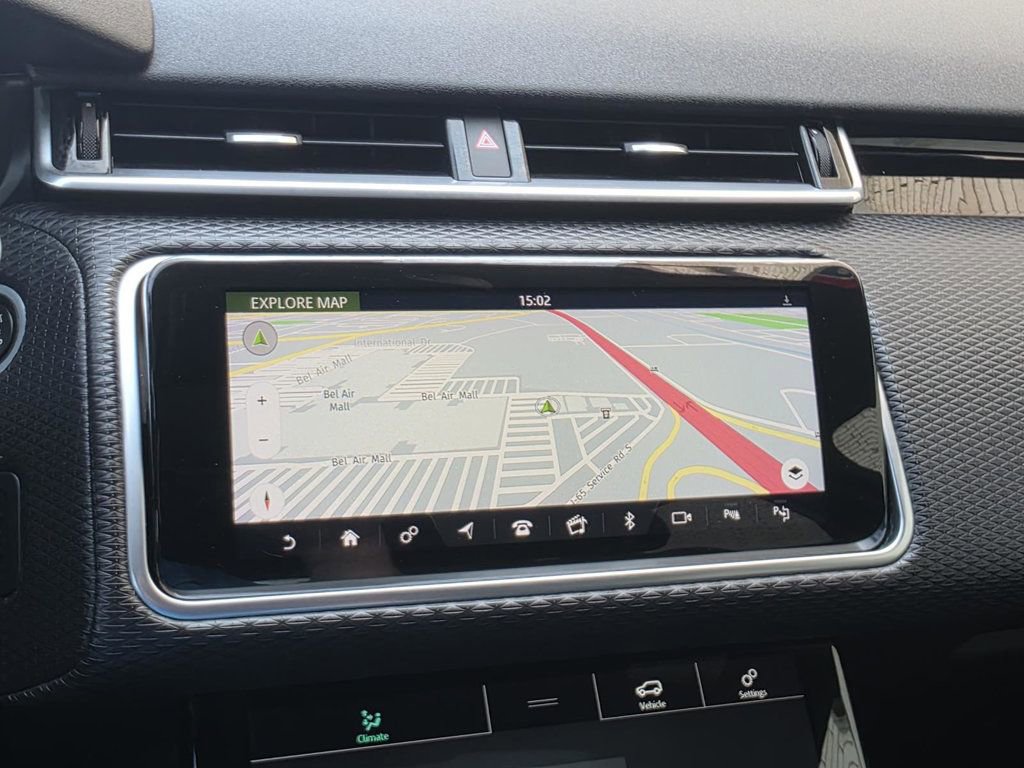 Used 2019 Land Rover Range Rover Velar R-Dynamic SE AWD/4WD image 14